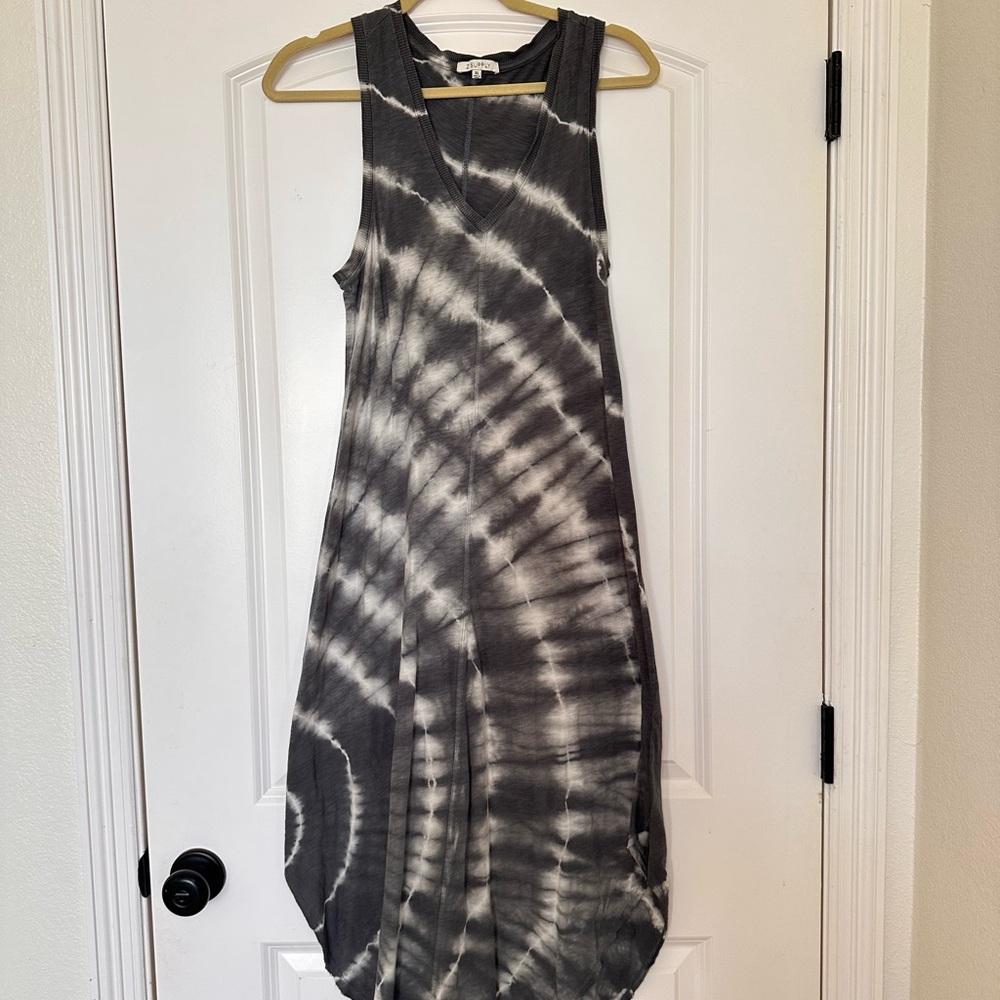 Gray Tie-Dye Sleeveless Dress